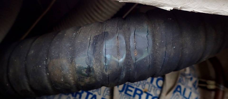 exhaust pipe